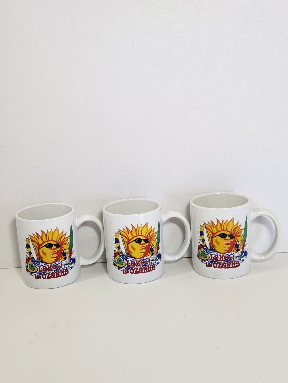 Set Of 3 Lake Of The Ozarks White Sun & Water Graphic 10 Oz Ceramic Coffee Mugs